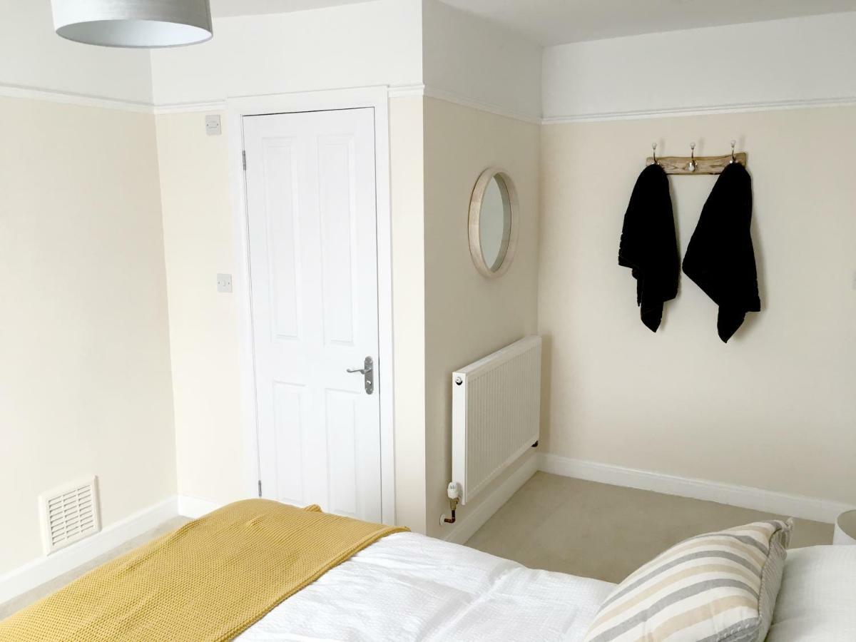 1 Ashford Road Guesthouse Redhill  Ngoại thất bức ảnh