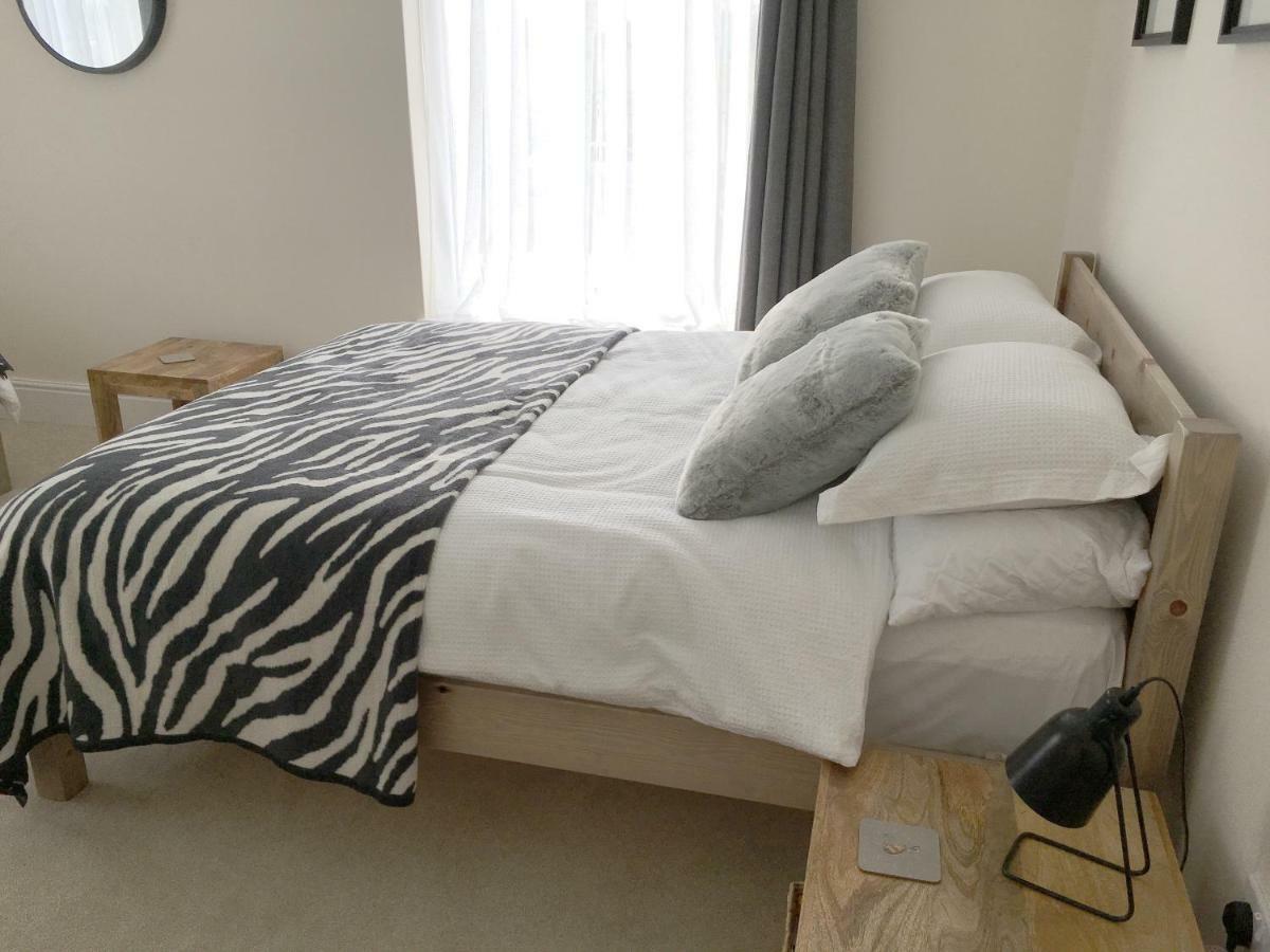 1 Ashford Road Guesthouse Redhill  Ngoại thất bức ảnh