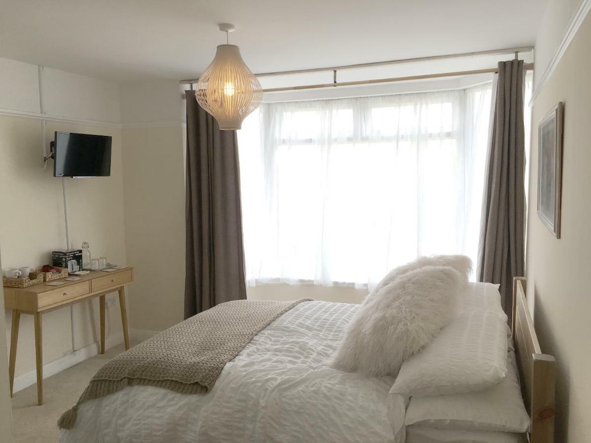 1 Ashford Road Guesthouse Redhill  Ngoại thất bức ảnh